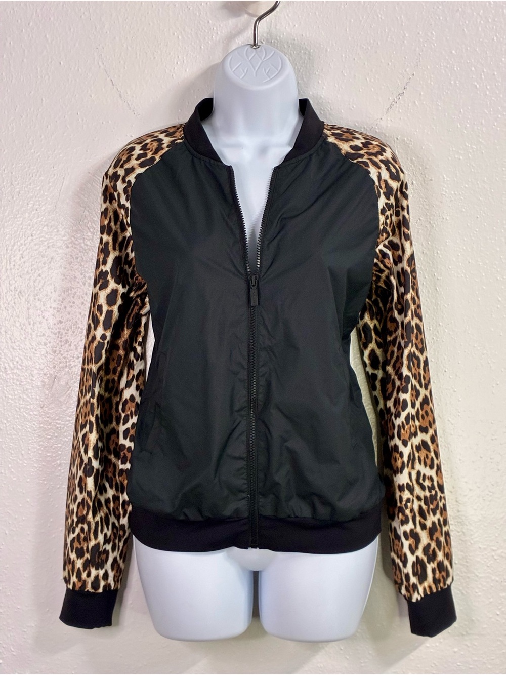 NWT Juicy Couture Sport Black Jacket w/ Leopard Print Sleeves SZ.M
